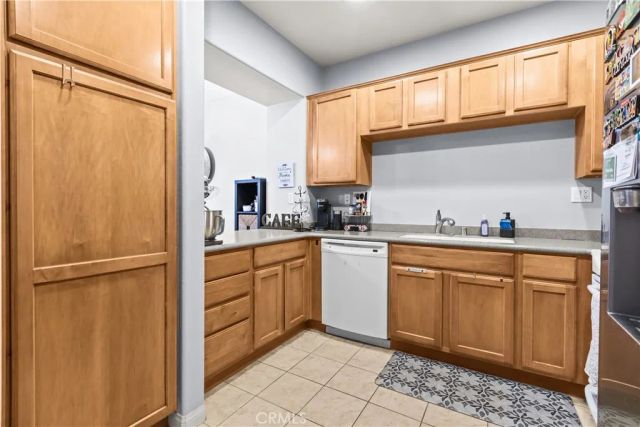 1915 Bassett, Santee, CA 92071