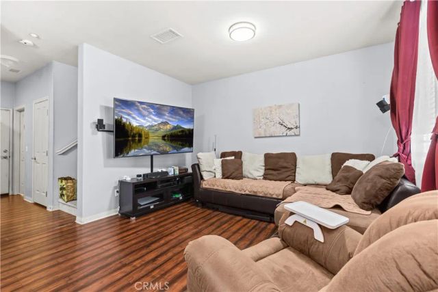 1915 Bassett, Santee, CA 92071