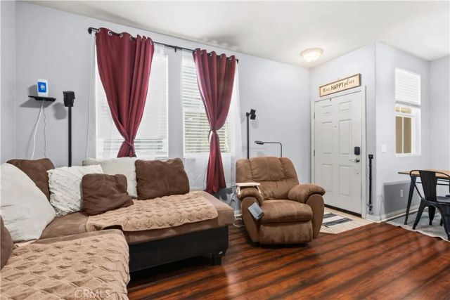 1915 Bassett, Santee, CA 92071