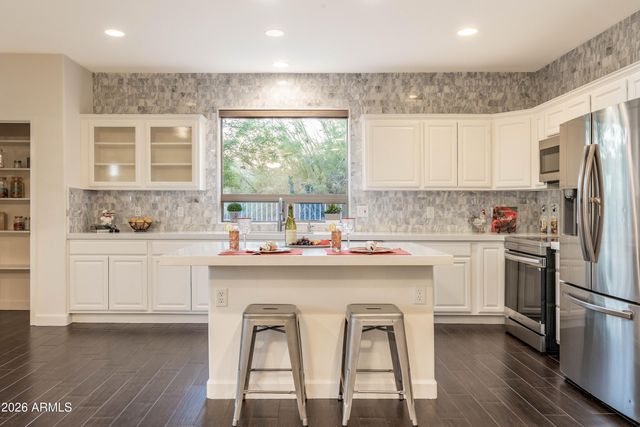 4243 E Smokehouse Trail, Cave Creek, AZ 85331