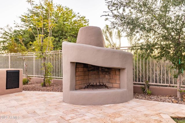4243 E Smokehouse Trail, Cave Creek, AZ 85331