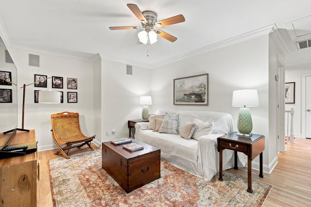 558 Island Walk E, Mount Pleasant, SC 29464