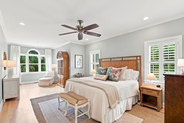 558 Island Walk E, Mount Pleasant, SC 29464