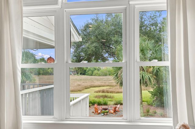 558 Island Walk E, Mount Pleasant, SC 29464