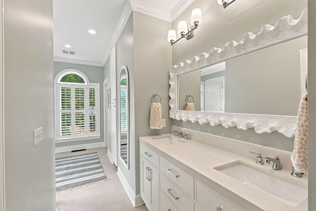 558 Island Walk E, Mount Pleasant, SC 29464