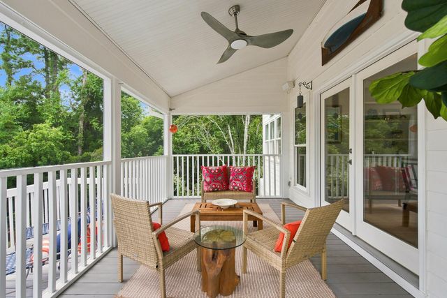 558 Island Walk E, Mount Pleasant, SC 29464