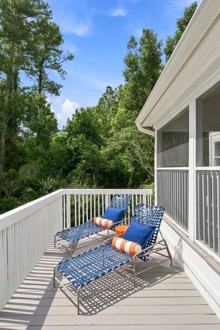 558 Island Walk E, Mount Pleasant, SC 29464