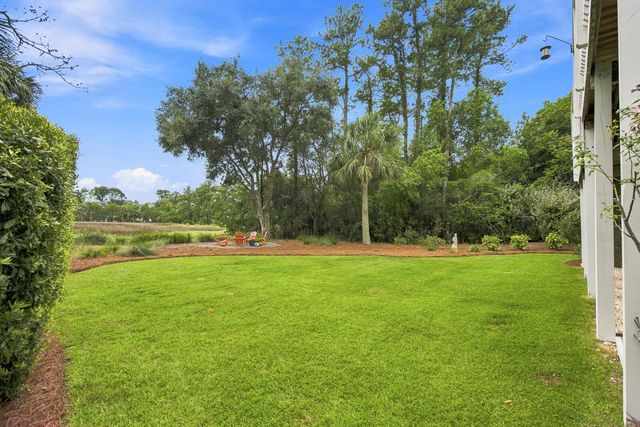 558 Island Walk E, Mount Pleasant, SC 29464