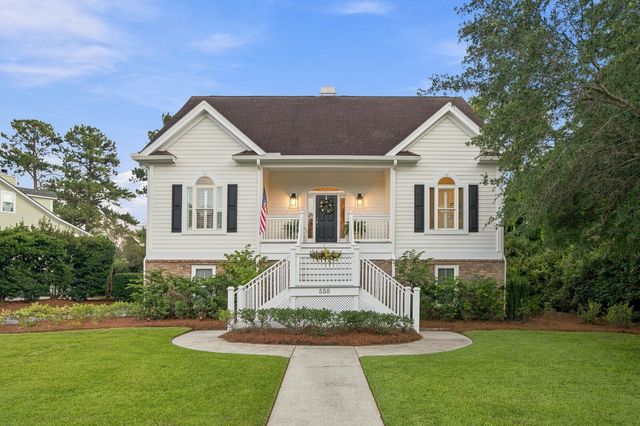 558 Island Walk E, Mount Pleasant, SC 29464