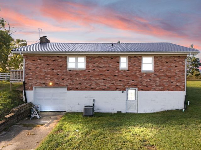 2289 Catalpa Loop Road, Richmond, KY 40475