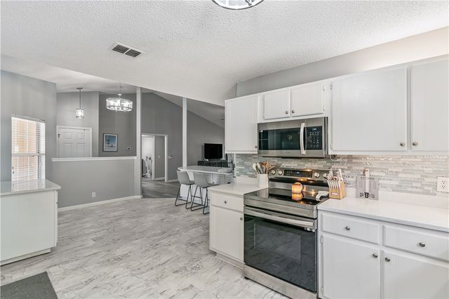 223 Chestnut Court, Kingsland, GA 31548