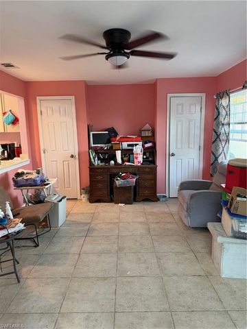 557 Ridgewood ST NW, Port Charlotte, FL 33952