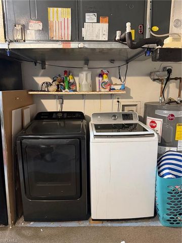 557 Ridgewood ST NW, Port Charlotte, FL 33952