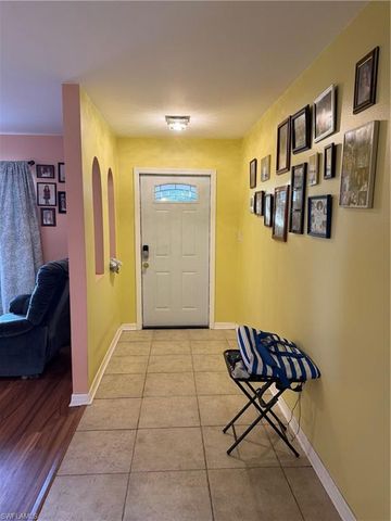 557 Ridgewood ST NW, Port Charlotte, FL 33952