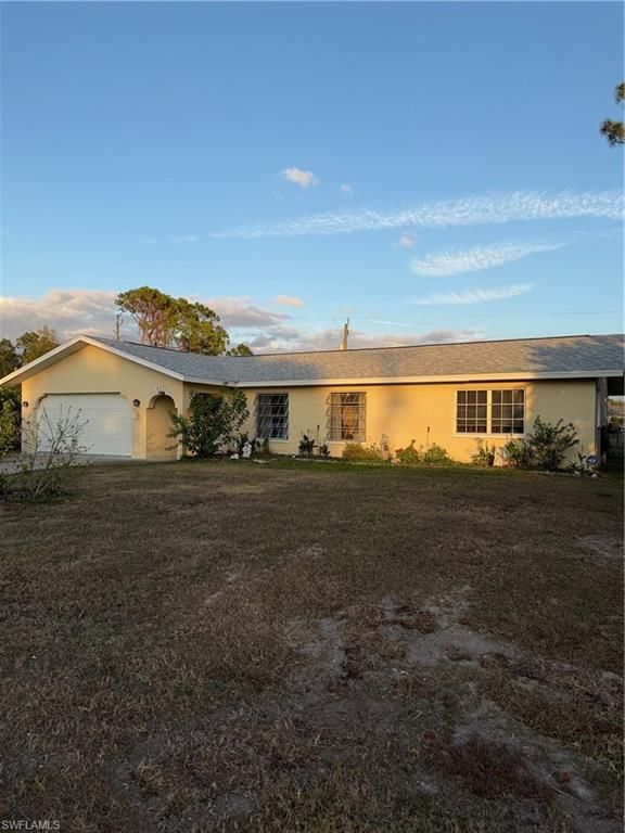 557 Ridgewood ST NW, Port Charlotte, FL 33952