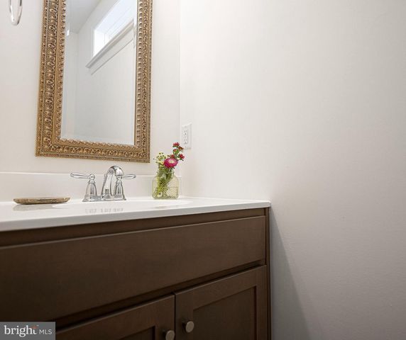 2474 ARTESIAN WAY, Lancaster, PA 17601
