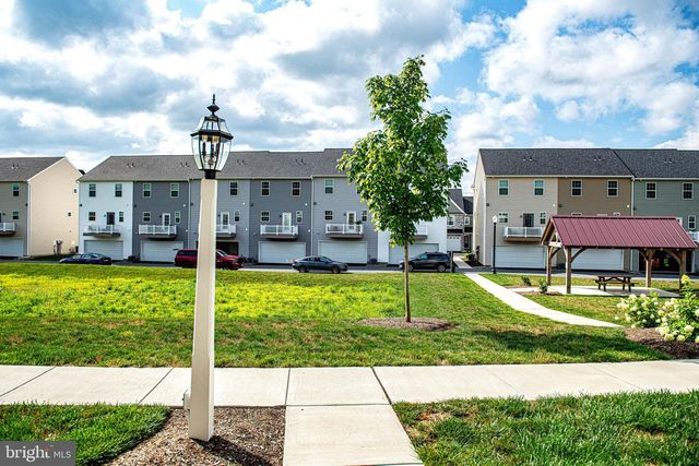 2474 ARTESIAN WAY, Lancaster, PA 17601