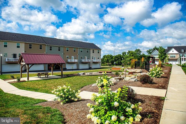 2474 ARTESIAN WAY, Lancaster, PA 17601