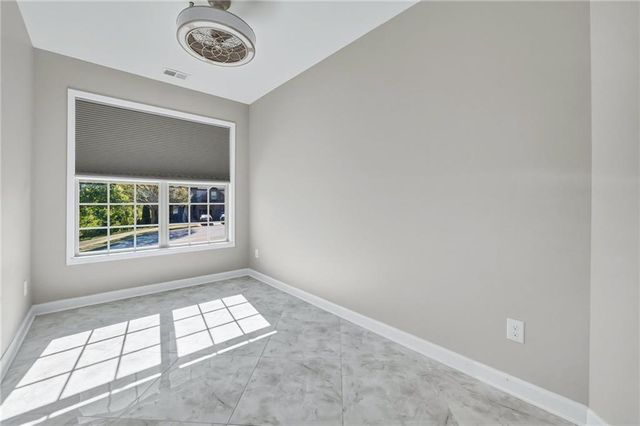 232 Waters Lake Drive, Woodstock, GA 30188
