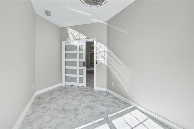 232 Waters Lake Drive, Woodstock, GA 30188