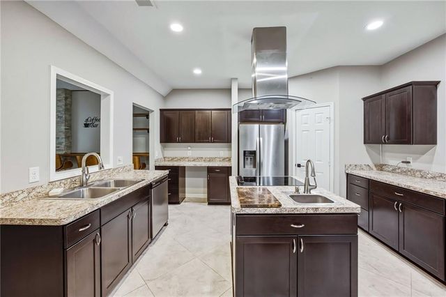 232 Waters Lake Drive, Woodstock, GA 30188