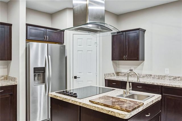 232 Waters Lake Drive, Woodstock, GA 30188