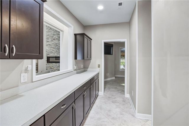 232 Waters Lake Drive, Woodstock, GA 30188