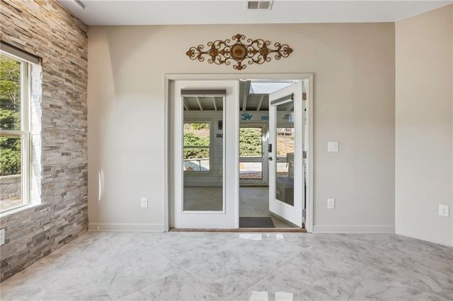 232 Waters Lake Drive, Woodstock, GA 30188