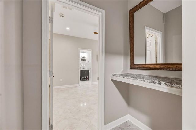 232 Waters Lake Drive, Woodstock, GA 30188