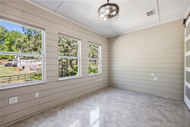 232 Waters Lake Drive, Woodstock, GA 30188