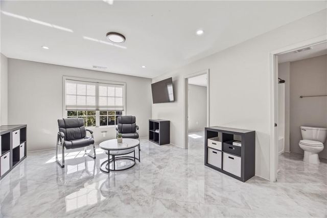 232 Waters Lake Drive, Woodstock, GA 30188