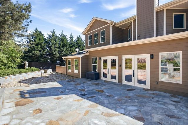 232 Waters Lake Drive, Woodstock, GA 30188