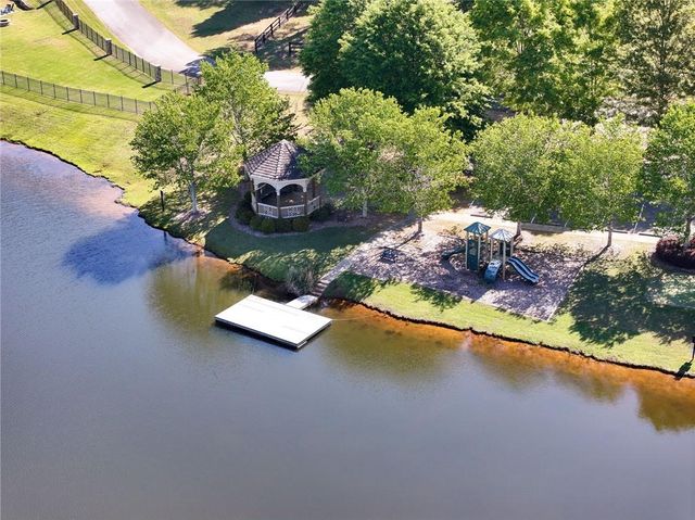 232 Waters Lake Drive, Woodstock, GA 30188