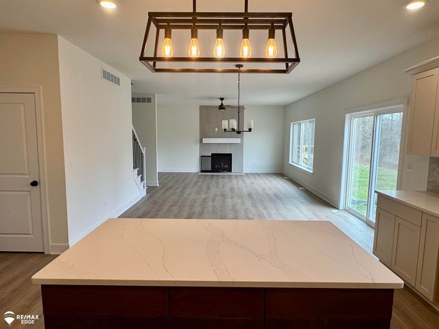 8092 Peninsula Circle, Mundy Twp, MI 48439