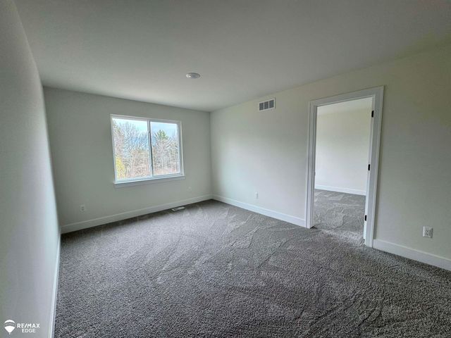 8092 Peninsula Circle, Mundy Twp, MI 48439