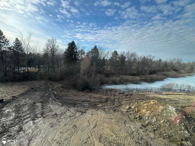 8092 Peninsula Circle, Mundy Twp, MI 48439