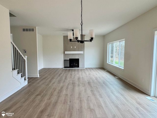 8092 Peninsula Circle, Mundy Twp, MI 48439