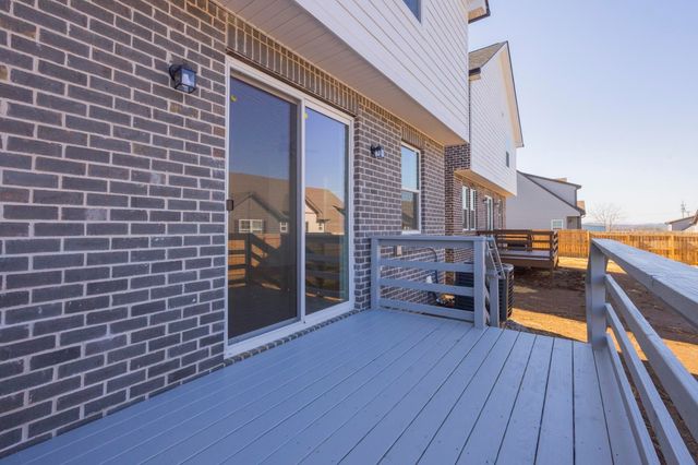 451 sandhill rd, La Vergne, TN 37086