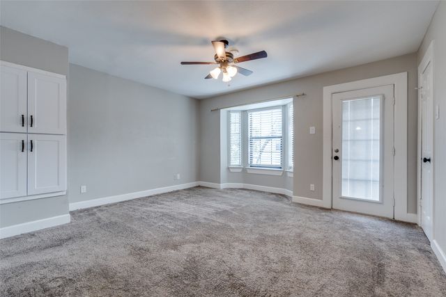 8750 Park Lane 157, Dallas, TX 75231