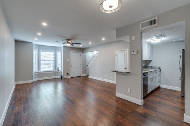 8750 Park Lane 157, Dallas, TX 75231