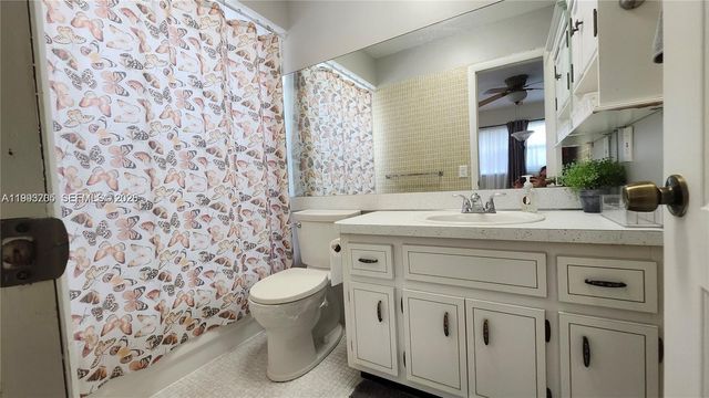 4299 NW 16th St 209, Lauderhill, FL 33313