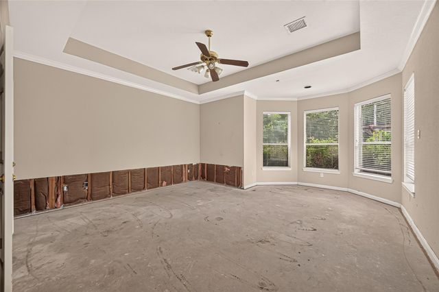 2602 Pinebend Drive, Pearland, TX 77584