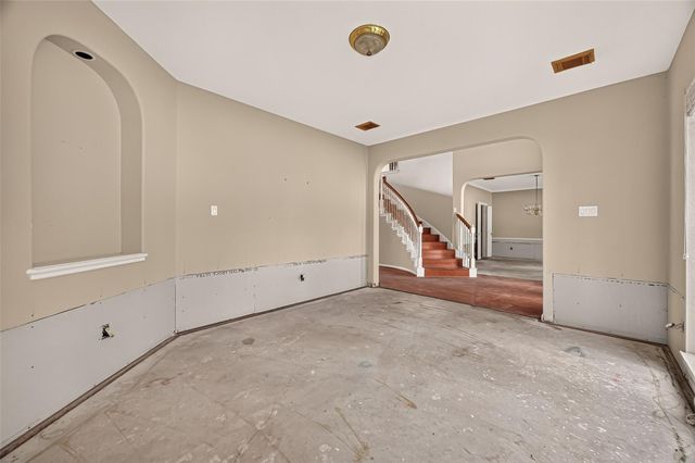 2602 Pinebend Drive, Pearland, TX 77584