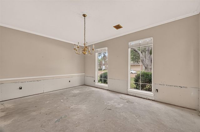 2602 Pinebend Drive, Pearland, TX 77584
