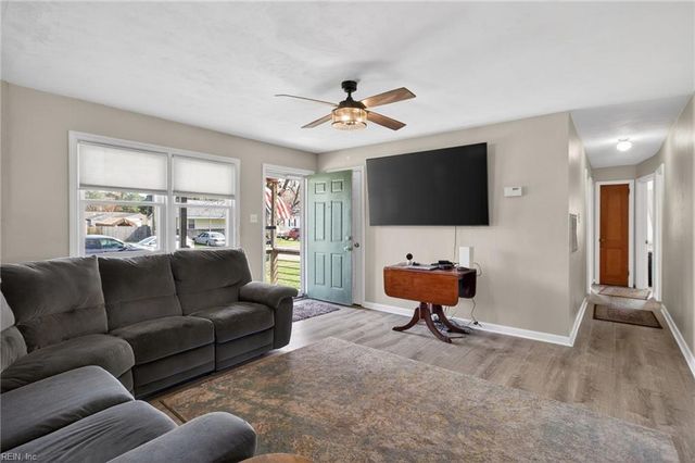 820 Henry AVE, Chesapeake, VA 23323