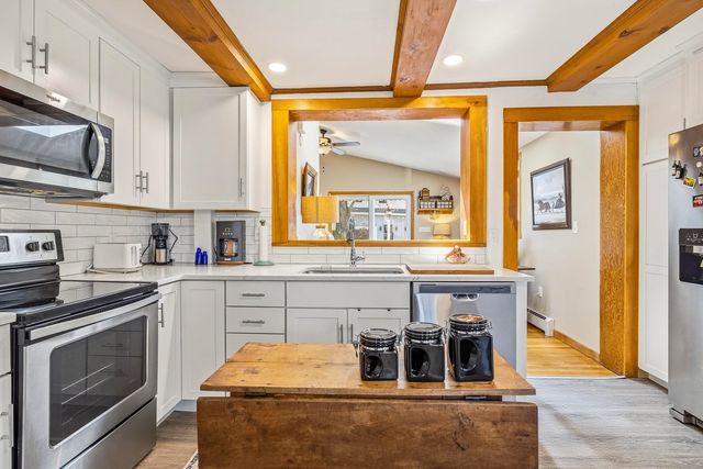 187 Raleigh Way, Portsmouth, NH 03801