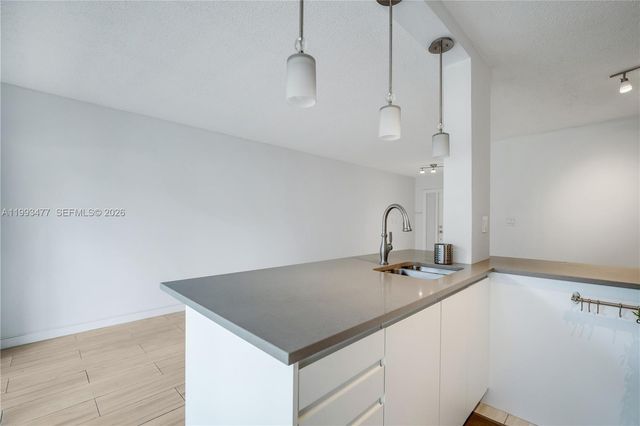 13924 SW 90th Ter 13924, Miami, FL 33186