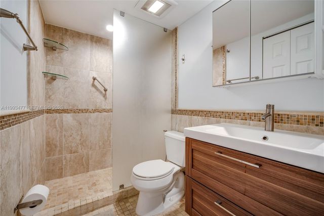 13924 SW 90th Ter 13924, Miami, FL 33186