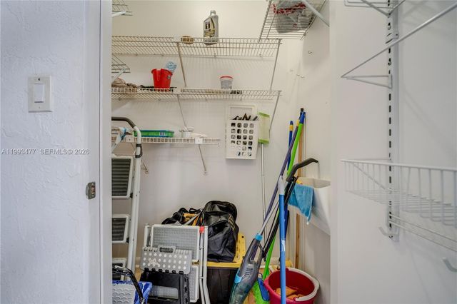 13924 SW 90th Ter 13924, Miami, FL 33186