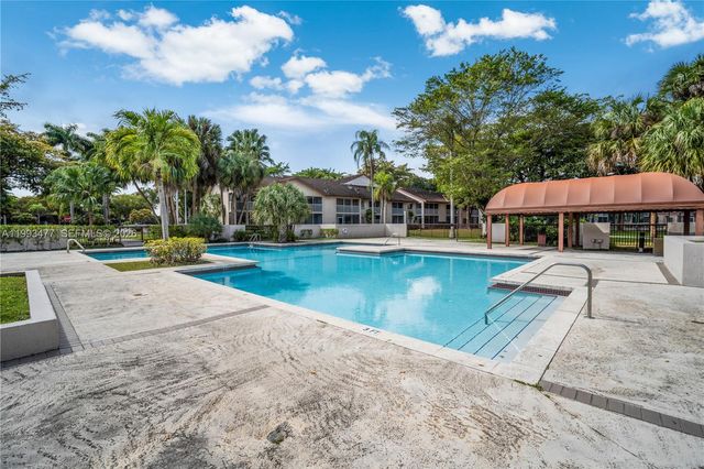 13924 SW 90th Ter 13924, Miami, FL 33186